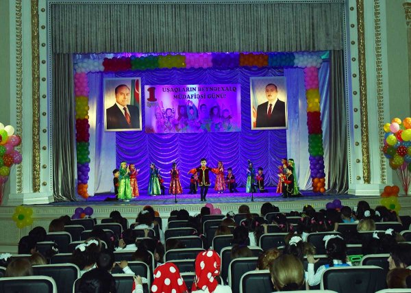 Sumqayıtda 1 İyun – uşaqların beynəlxalq müdafiəsi günü təntənəli qeyd olunub – FOTOLAR Sumqayıtda 1 İyun – uşaqların beynəlxalq müdafiəsi günü təntənəli qeyd olunub – FOTOLAR