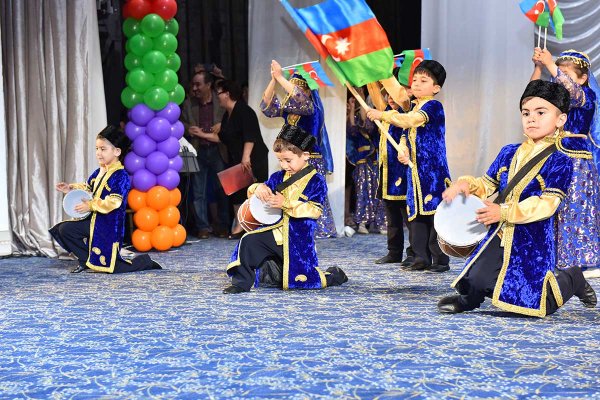 Sumqayıtda 1 İyun – uşaqların beynəlxalq müdafiəsi günü təntənəli qeyd olunub – FOTOLAR Sumqayıtda 1 İyun – uşaqların beynəlxalq müdafiəsi günü təntənəli qeyd olunub – FOTOLAR