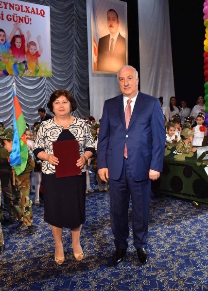 Sumqayıtda 1 İyun – uşaqların beynəlxalq müdafiəsi günü təntənəli qeyd olunub – FOTOLAR Sumqayıtda 1 İyun – uşaqların beynəlxalq müdafiəsi günü təntənəli qeyd olunub – FOTOLAR