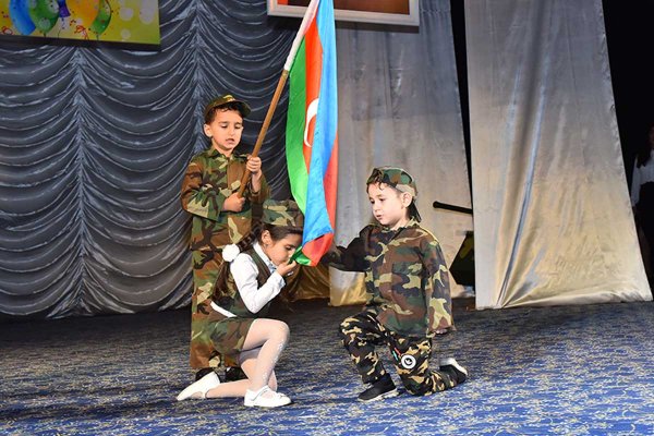 Sumqayıtda 1 İyun – uşaqların beynəlxalq müdafiəsi günü təntənəli qeyd olunub – FOTOLAR Sumqayıtda 1 İyun – uşaqların beynəlxalq müdafiəsi günü təntənəli qeyd olunub – FOTOLAR