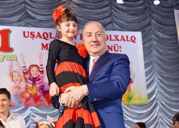 Sumqayıtda 1 İyun – uşaqların beynəlxalq müdafiəsi günü təntənəli qeyd olunub – FOTOLAR Sumqayıtda 1 İyun – uşaqların beynəlxalq müdafiəsi günü təntənəli qeyd olunub – FOTOLAR