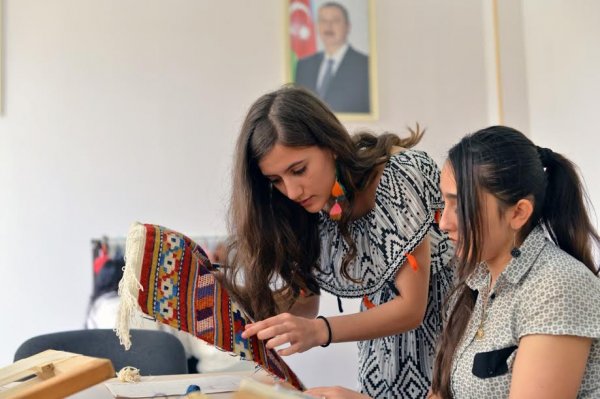 "Regional İnkişaf" uşaq və gənclər üçün təlimlər təşkil edib-FOTO "Regional İnkişaf" uşaq və gənclər üçün təlimlər təşkil edib-FOTO