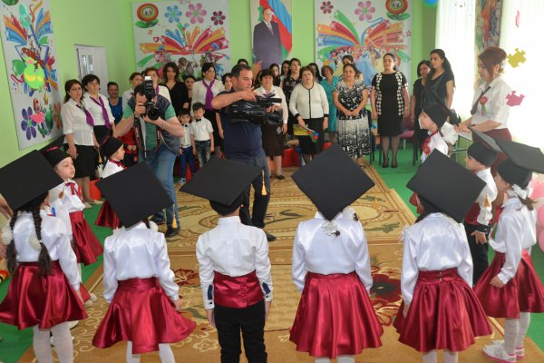 Sumqayıtda “Əlvida bağça, salam məktəb!” adlı buraxılış tədbiri keçirilib- FOTOLAR Sumqayıtda “Əlvida bağça, salam məktəb!” adlı buraxılış tədbiri keçirilib- FOTOLAR