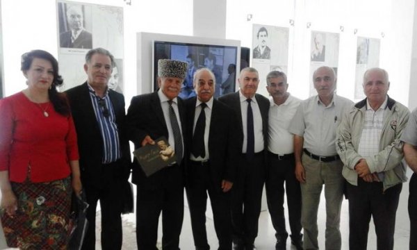 Tanınmış sumqayıtlı cərrah Cəfər Quliyevin 40 illik "üsyanı" Tanınmış sumqayıtlı cərrah Cəfər Quliyevin 40 illik "üsyanı"