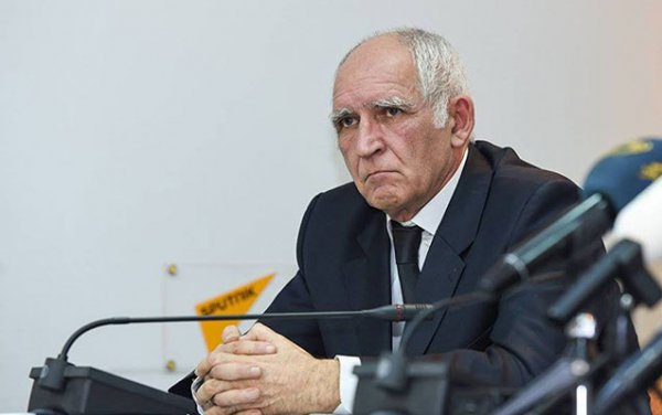 Proqram bitib, amma şagirdlər dərsə gedir - Problem Proqram bitib, amma şagirdlər dərsə gedir - Problem