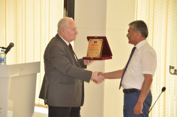 Dünəninə diri gözlə baxmaq xoşbəxtliyi