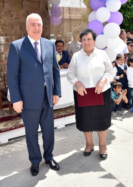 Zakir Fərəcov “Son zəng” tədbirlərində iştirak edib – FOTOLAR