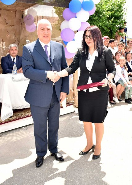Zakir Fərəcov “Son zəng” tədbirlərində iştirak edib – FOTOLAR
