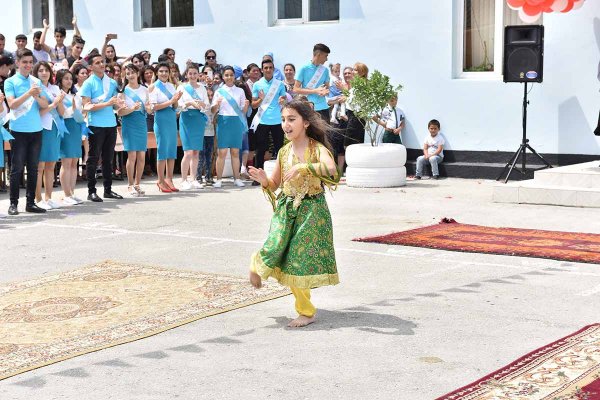 Zakir Fərəcov “Son zəng” tədbirlərində iştirak edib – FOTOLAR