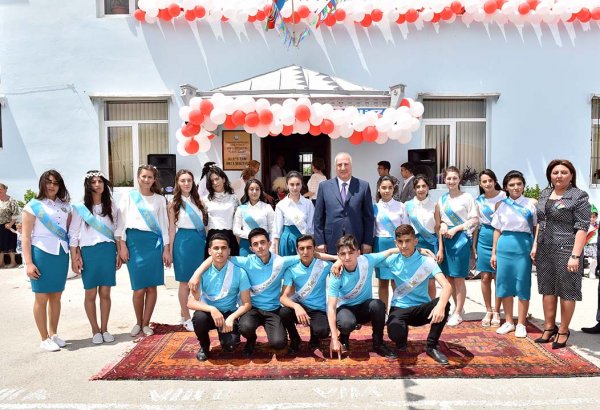 Zakir Fərəcov “Son zəng” tədbirlərində iştirak edib – FOTOLAR