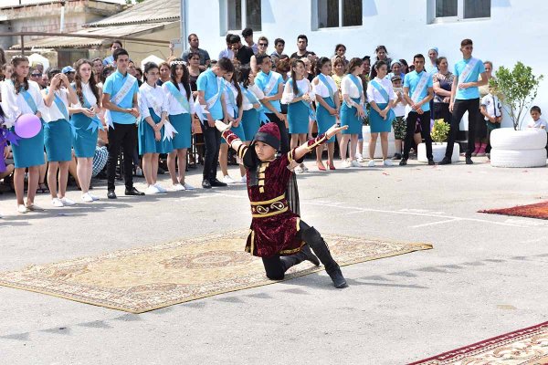 Zakir Fərəcov “Son zəng” tədbirlərində iştirak edib – FOTOLAR