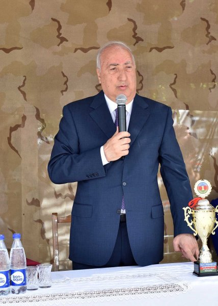 Zakir Fərəcov “Son zəng” tədbirlərində iştirak edib – FOTOLAR