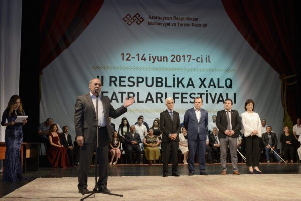 II Respublika Xalq Teatrları Festivalının qaliblərinə mükafatlar təqdim olunub II Respublika Xalq Teatrları Festivalının qaliblərinə mükafatlar təqdim olunub