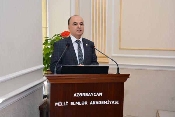 AMEA: Yataqxanada qeydiyyatda olan, amma hazırda yaşamayan elmi işçilərə də ev verilə bilər AMEA: Yataqxanada qeydiyyatda olan, amma hazırda yaşamayan elmi işçilərə də ev verilə bilər