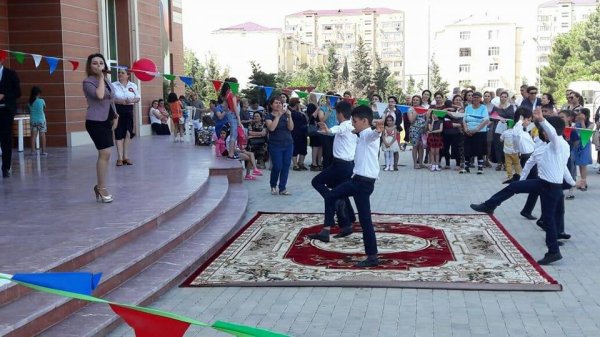 Sumqayıt Regional Mədəniyyət və Turizm idarəsinin tabe müəssisələrində 15 iyun Milli Qurtuluş günü münasibətilə silsilə tədbirlər keçirilib