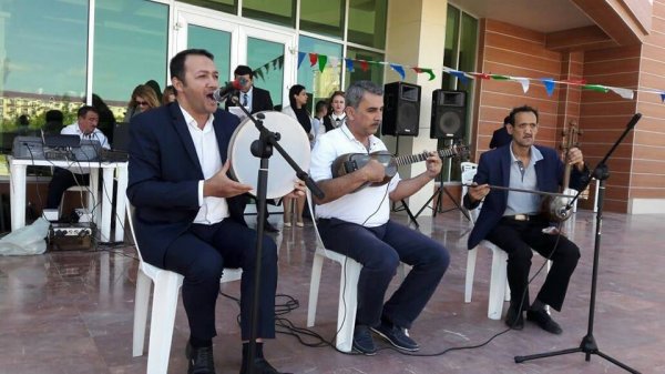 Sumqayıt Regional Mədəniyyət və Turizm idarəsinin tabe müəssisələrində 15 iyun Milli Qurtuluş günü münasibətilə silsilə tədbirlər keçirilib