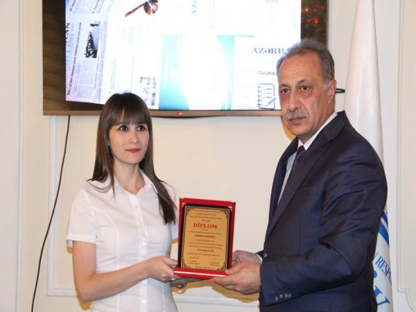 “Ən yaxşı yazı” müsabiqəsinin qalibləri mükafatlandırılıblar “Ən yaxşı yazı” müsabiqəsinin qalibləri mükafatlandırılıblar