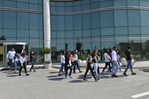 Sumqayıt Gilan Tekstil Parkına "ASAN Xidmət"in könüllülərinin səfəri təşkil olunub