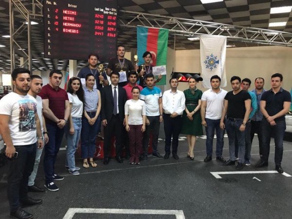 Formula-1 Azərbaycan Qran-Prisinə dəstək məqsədilə kartinq yarışı keçirilib Formula-1 Azərbaycan Qran-Prisinə dəstək məqsədilə kartinq yarışı keçirilib