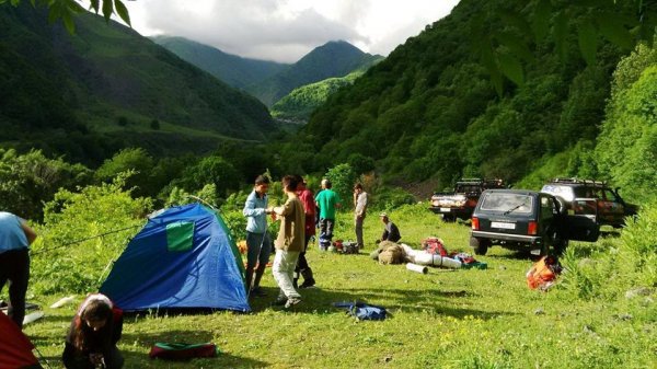 Tələbələr dağçılıq düşərgəsində iştirak ediblər - FOTOLAR