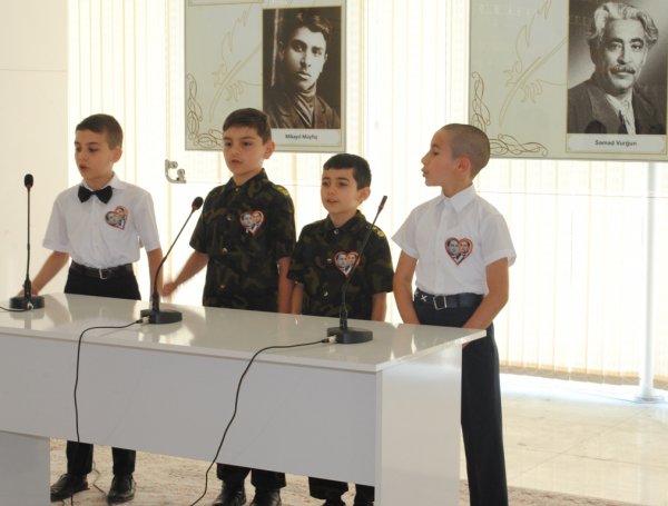 Sumqayıtda Silahlı Qüvvələr Günü münasibətilə tədbirlər keçirilib - FOTOLAR