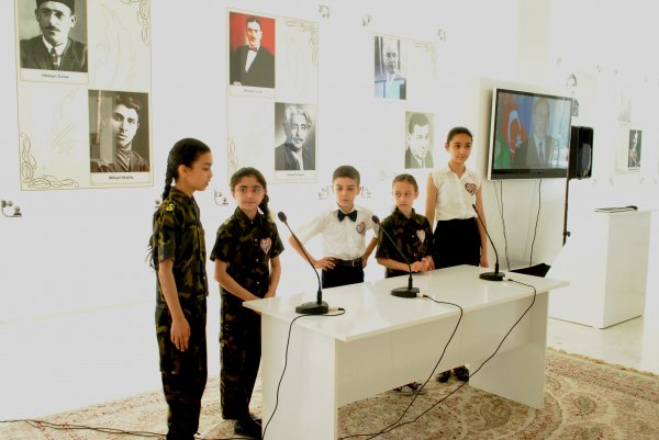 Sumqayıtda Silahlı Qüvvələr Günü münasibətilə tədbirlər keçirilib - FOTOLAR