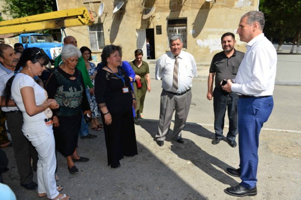 Sumqayıtda 600-dən çox aztəminatlı ailəyə bayram sovqatı paylanıb -FOTOLAR