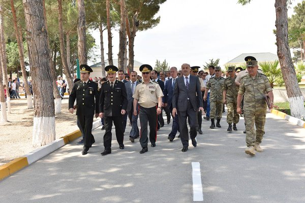 Sumqayıtda “N” saylı hərbi hissədə “açıq qapı” keçirilib Sumqayıtda “N” saylı hərbi hissədə “açıq qapı” keçirilib