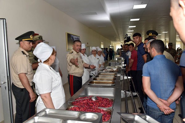 Sumqayıtda “N” saylı hərbi hissədə “açıq qapı” keçirilib Sumqayıtda “N” saylı hərbi hissədə “açıq qapı” keçirilib