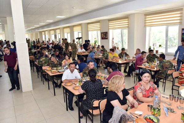 Sumqayıtda “N” saylı hərbi hissədə “açıq qapı” keçirilib Sumqayıtda “N” saylı hərbi hissədə “açıq qapı” keçirilib
