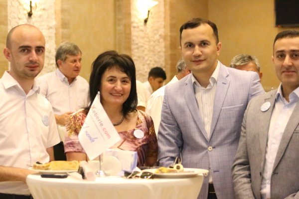 Sumqayıtda Xeberle.com informasiya portalının 5 illik yubiley tədbiri keçirilib - FOTOSESSİYA Sumqayıtda Xeberle.com informasiya portalının 5 illik yubiley tədbiri keçirilib - FOTOSESSİYA