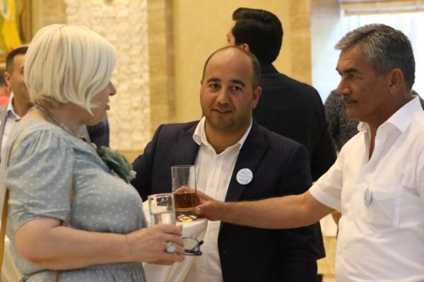 Sumqayıtda Xeberle.com informasiya portalının 5 illik yubiley tədbiri keçirilib - FOTOSESSİYA Sumqayıtda Xeberle.com informasiya portalının 5 illik yubiley tədbiri keçirilib - FOTOSESSİYA