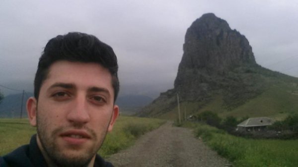 Hərbi xidmətdən qayıdarkən ağır qəzaya düşən sumqayıtlı kimdir? - FOTOLAR Hərbi xidmətdən qayıdarkən ağır qəzaya düşən sumqayıtlı kimdir? - FOTOLAR