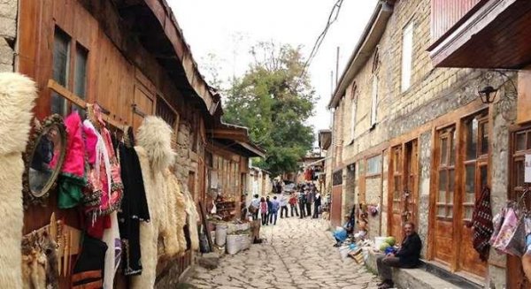 Azərbaycanın ən gözəl 12 kəndi - FOTO Azərbaycanın ən gözəl 12 kəndi - FOTO