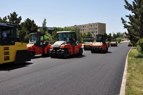 Sumqayıtda məhəllədaxili yollar asfaltlanır – FOTOLAR