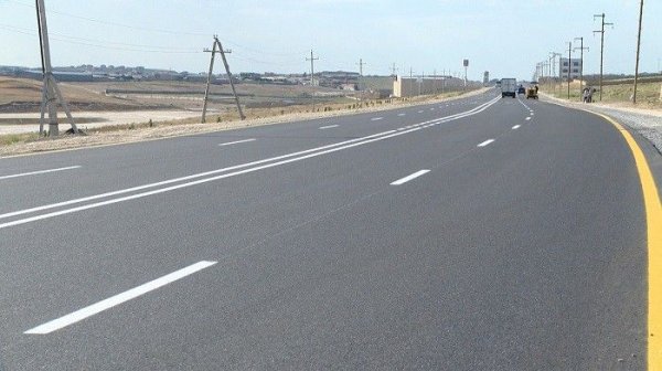 Binəqədi-Novxanı-Corat avtomobil yolunun tikintisi yekunlaşır Binəqədi-Novxanı-Corat avtomobil yolunun tikintisi yekunlaşır