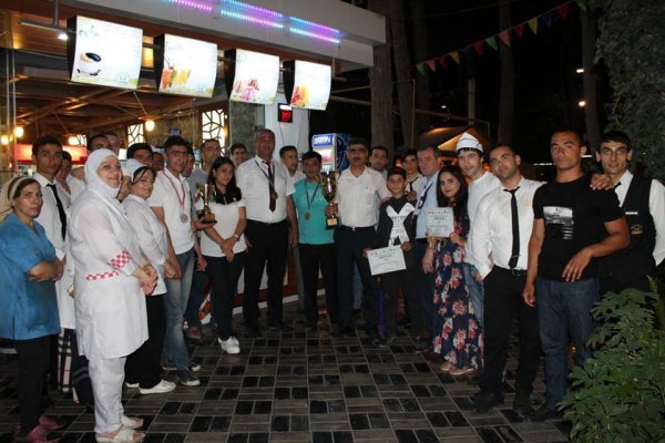 Sumqayıt ikinci dolma festivalında ən çox çeşid nominasiyasının qalibi olub - FOTOLAR Sumqayıt ikinci dolma festivalında ən çox çeşid nominasiyasının qalibi olub - FOTOLAR