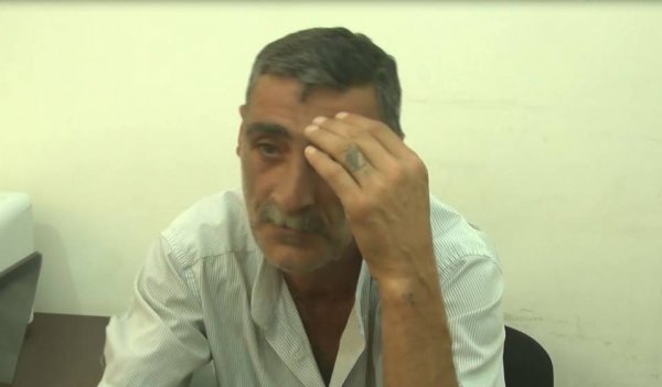 Sumqayıtda parklardan gülləri oğurlayan şəxs tutuldu - FOTOLAR