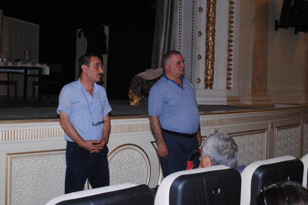 Sumqayıt Dövlət Dram Teatrında yeni tamaşa - "Ocaq" (FOTOLAR) Sumqayıt Dövlət Dram Teatrında yeni tamaşa - "Ocaq" (FOTOLAR)