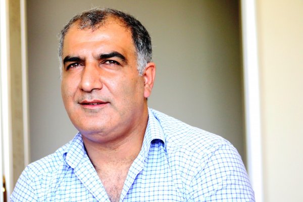 Sumqayıtlı aktyor Mətləb Səfərli: "Bilmirəm, rejissorlar mənə pis obraz niyə verirlər, məncə pis adam deyiləm" - MÜSAHİBƏ (FOTOLAR) Sumqayıtlı aktyor Mətləb Səfərli: "Bilmirəm, rejissorlar mənə pis obraz niyə verirlər, məncə pis adam deyiləm" - MÜSAHİBƏ (FOTOLAR)
