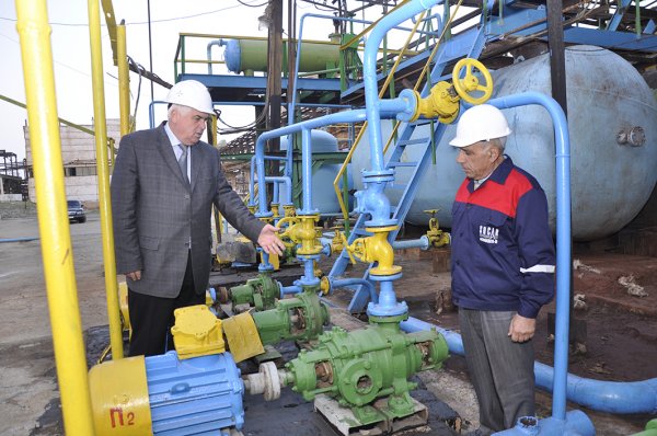 Sumqayıtlı kimyaçı Zülfi Sadıxovun bu gün 75 yaşı tamam olur