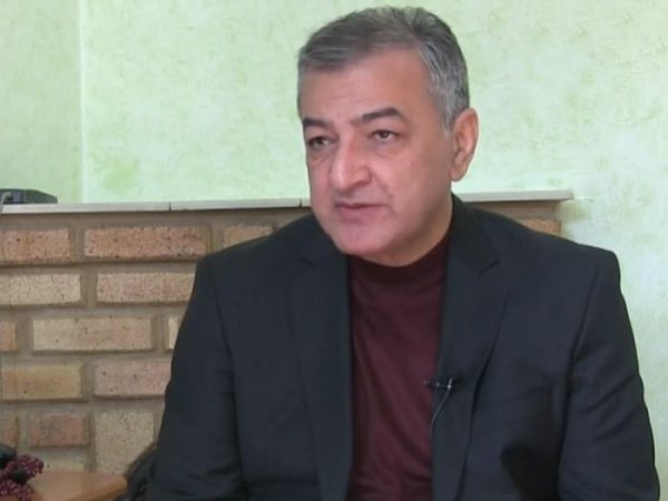 Ermənilər internetdə qız adı ilə azərbaycanlı oğlanlardan hərbi məlumatlar ala bilər Ermənilər internetdə qız adı ilə azərbaycanlı oğlanlardan hərbi məlumatlar ala bilər