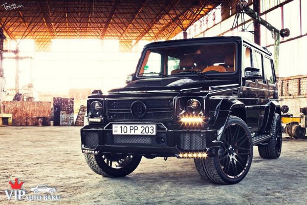 “Qaçqınkom” sədrinin nəvəsi qəzaya düşən “Galendewagen”i ilə - FOTOLAR “Qaçqınkom” sədrinin nəvəsi qəzaya düşən “Galendewagen”i ilə - FOTOLAR