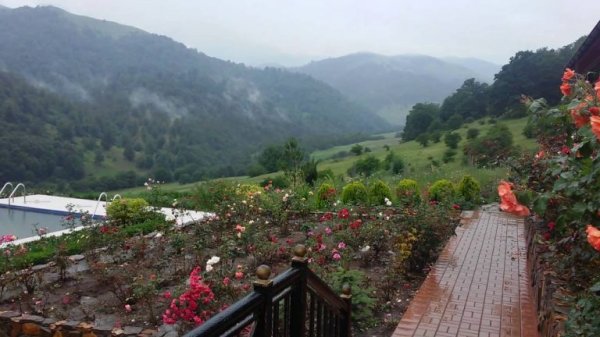 Necə olub ki, bu kəndləri unutmuşuq? – Azərbaycanın gizli cənnətləri Necə olub ki, bu kəndləri unutmuşuq? – Azərbaycanın gizli cənnətləri