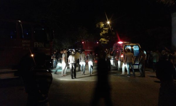 Sumqayıtda yataqxanada yanğın - Tüstüdən zəhərlənənlər xəstəxanaya çatdırılıb (FOTO+VIDEO)