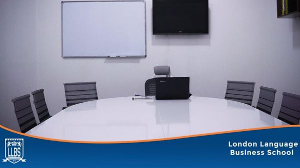 "London Language and Business School" artıq yeni ünvanda "London Language and Business School" artıq yeni ünvanda