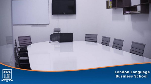 "London Language and Business School" artıq yeni ünvanda "London Language and Business School" artıq yeni ünvanda