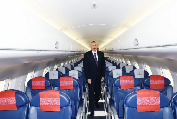 Prezident “Buta Airways”in yeni gətirdiyi təyyarə ilə tanış olub Prezident “Buta Airways”in yeni gətirdiyi təyyarə ilə tanış olub