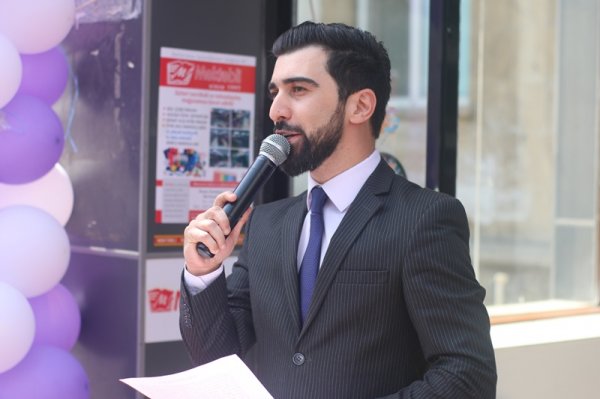 Yüzlərlə Sumqayıt sakini buraya axışdı - FOTOLAR Yüzlərlə Sumqayıt sakini buraya axışdı - FOTOLAR