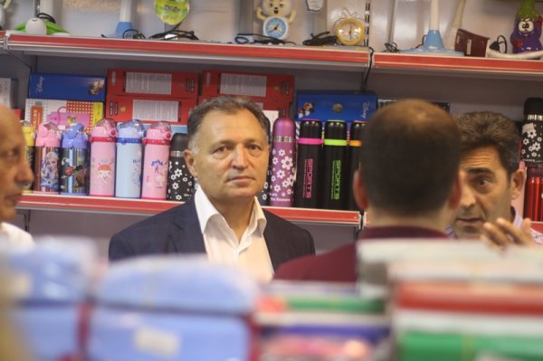 Yüzlərlə Sumqayıt sakini buraya axışdı - FOTOLAR Yüzlərlə Sumqayıt sakini buraya axışdı - FOTOLAR
